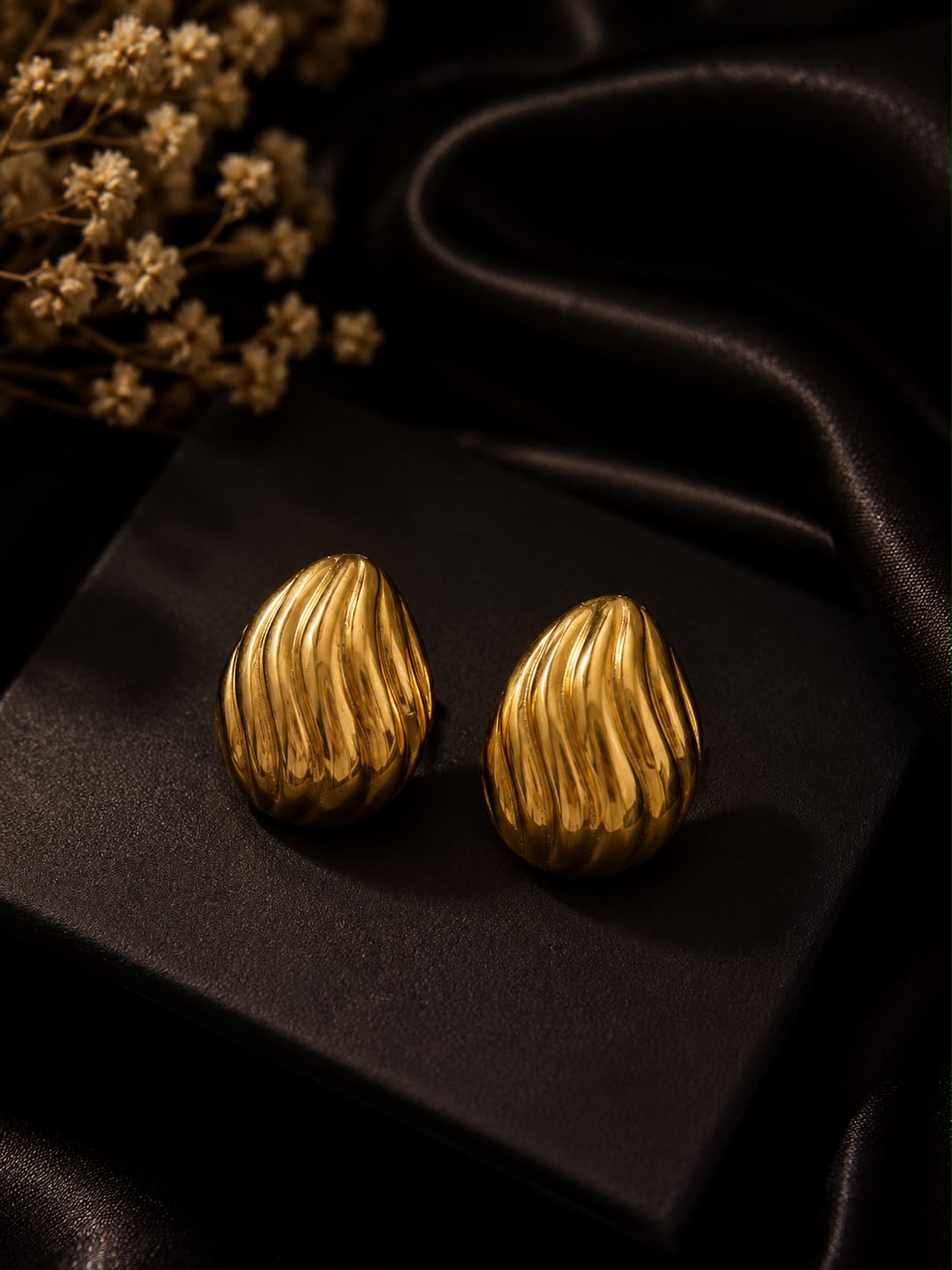 Anti Tarnish Teardrop Earring