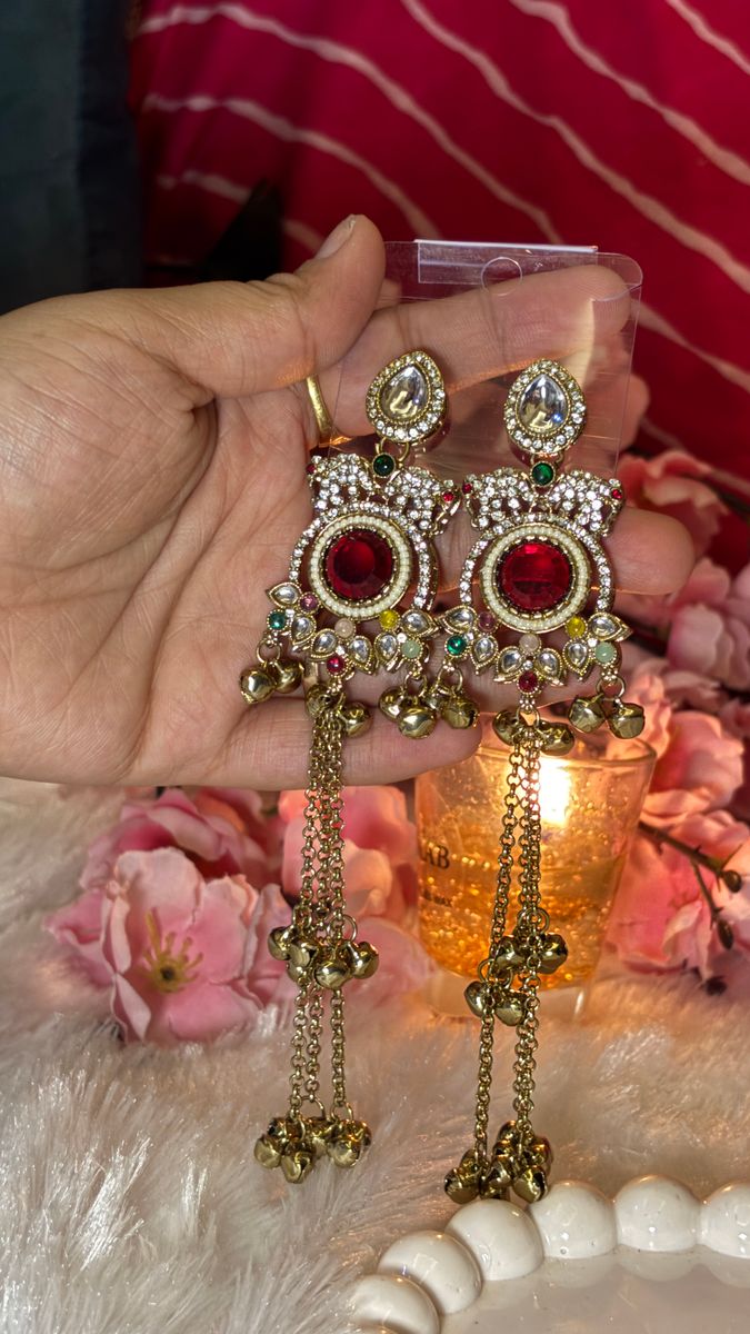 Noor-e-Kashmir Jhumke